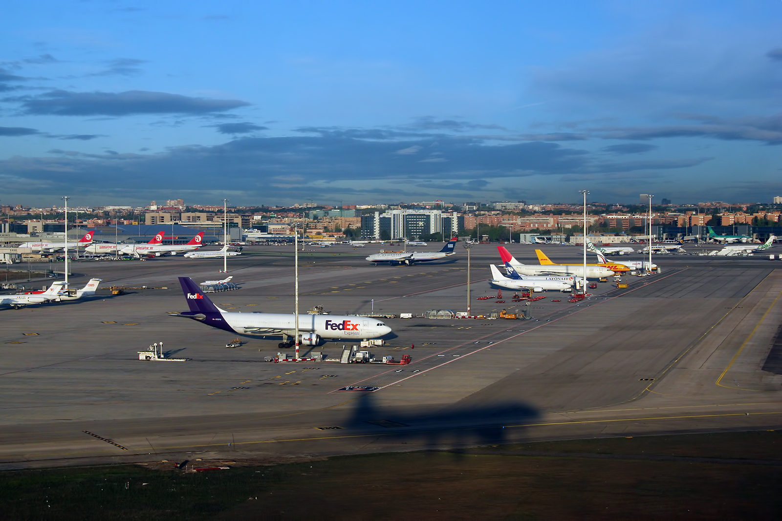 Madrid - Barajas Airport, landing at runway 32L (8522175654).jpg — illustrating How Do You Get From Barajas Airport Into Central Madrid?