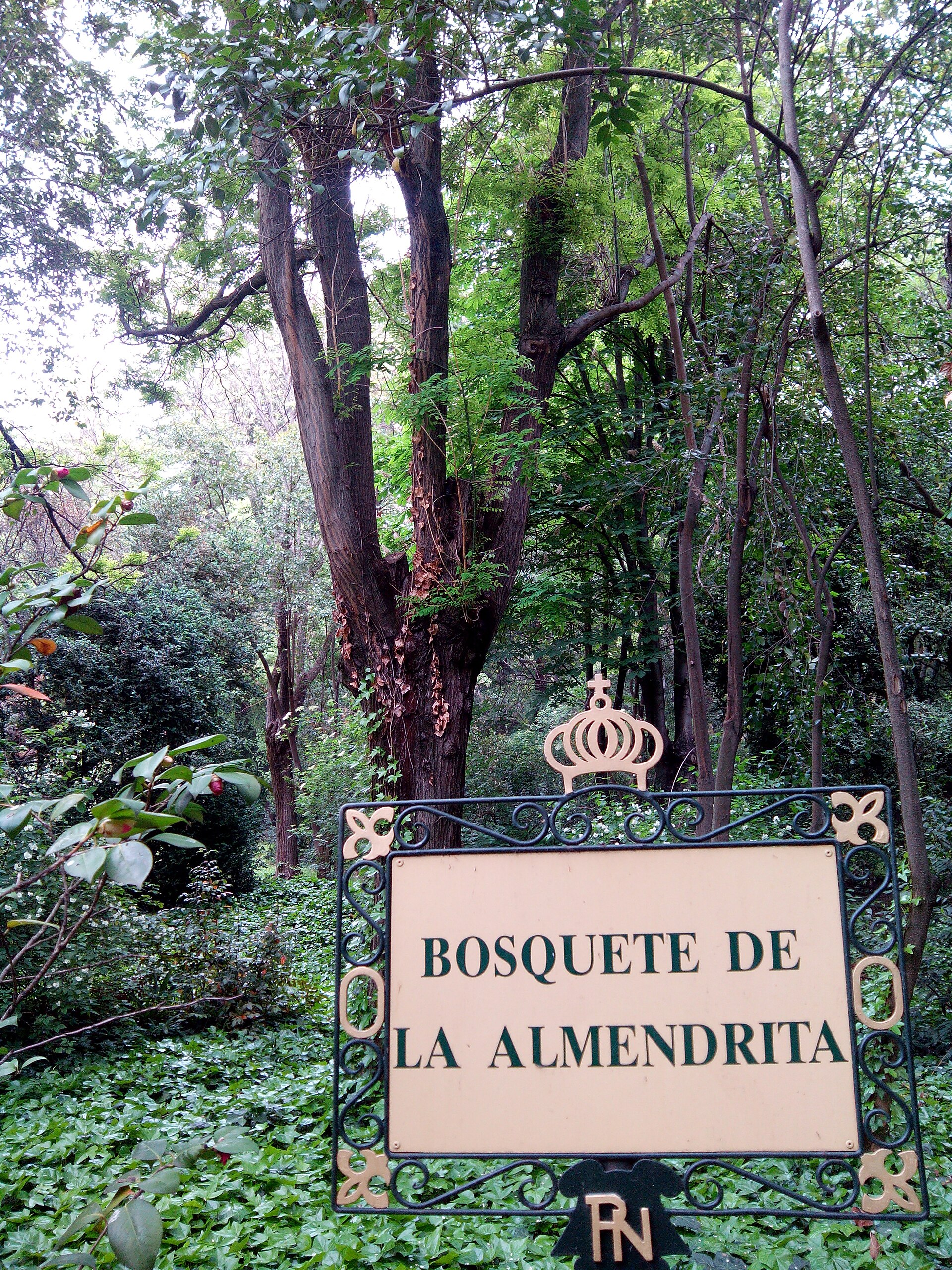 Campo del Moro, cartel, Madrid, España, 2015.jpg