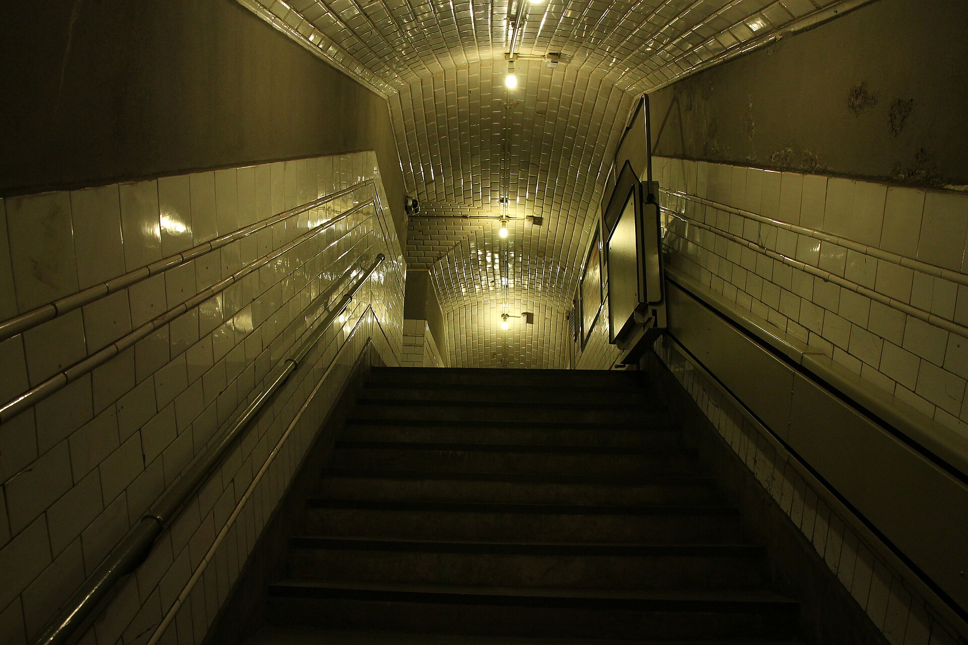 Chamberí IMG 8849.jpg — illustrating What Is Chamberí, and What Is the Ghost Station Beneath It?