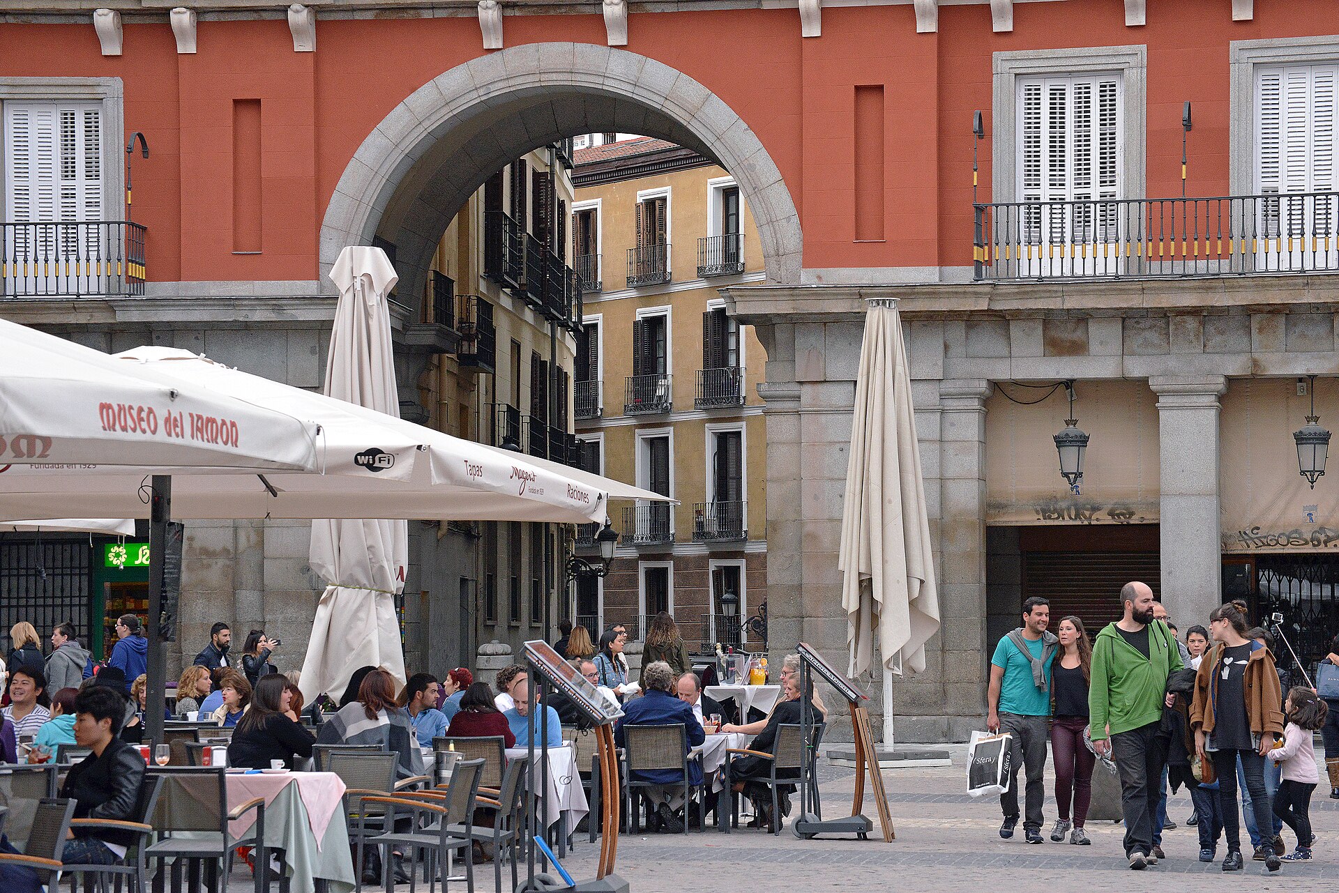 Madrid 2015 10 24 2554 (26421520402).jpg
