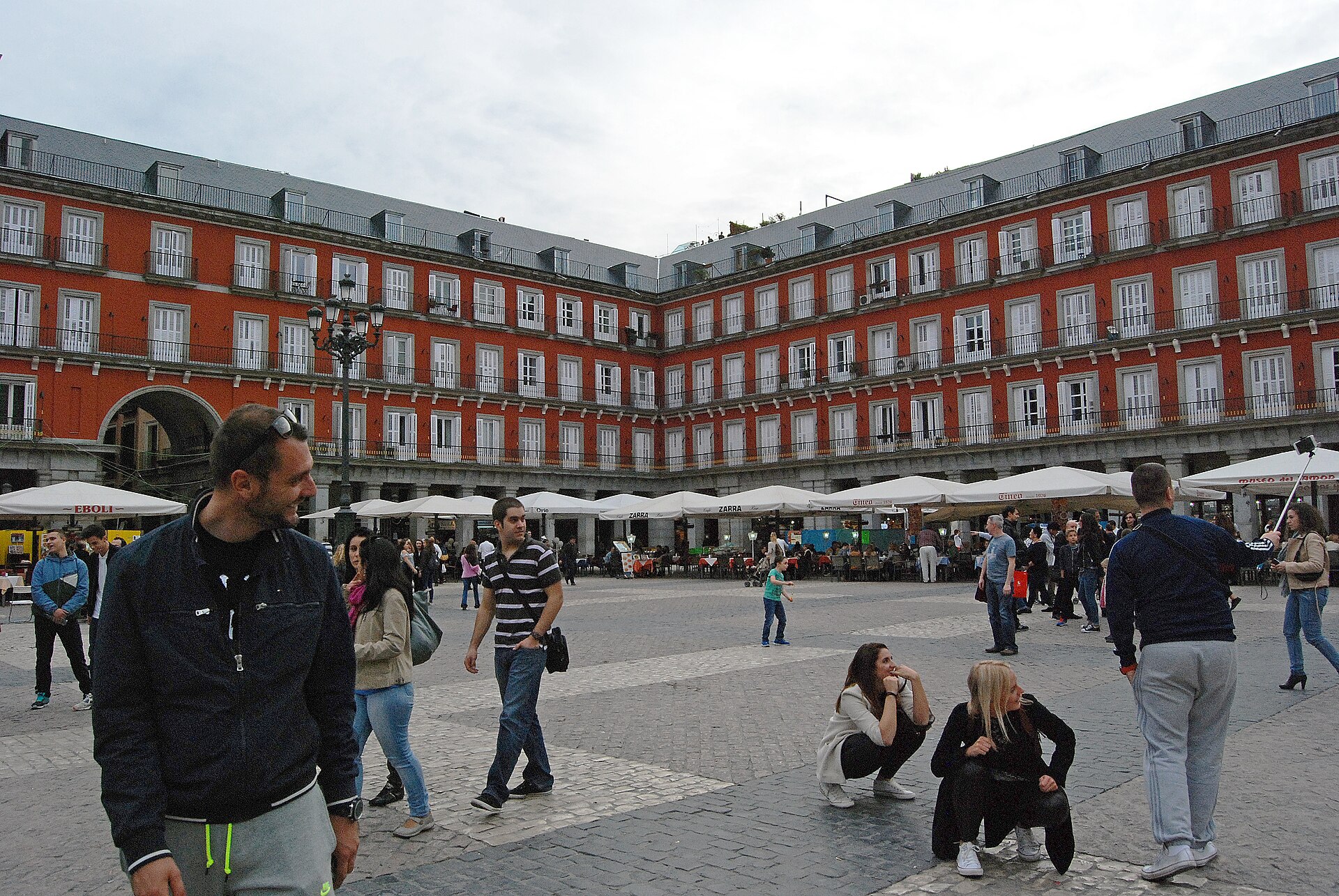 Madrid 2015 10 24 3395 (26241020190).jpg