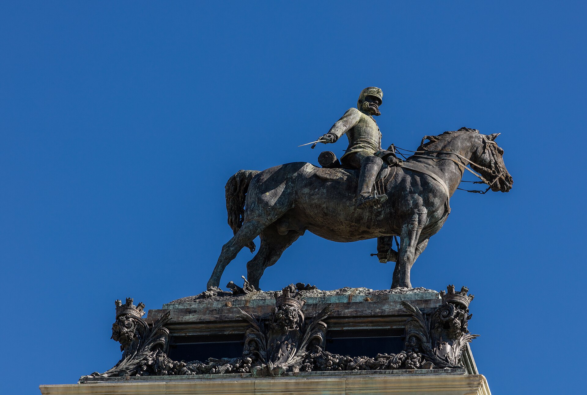 The Monument to Alfonso XII beside the lake in Madrid's Retiro Park