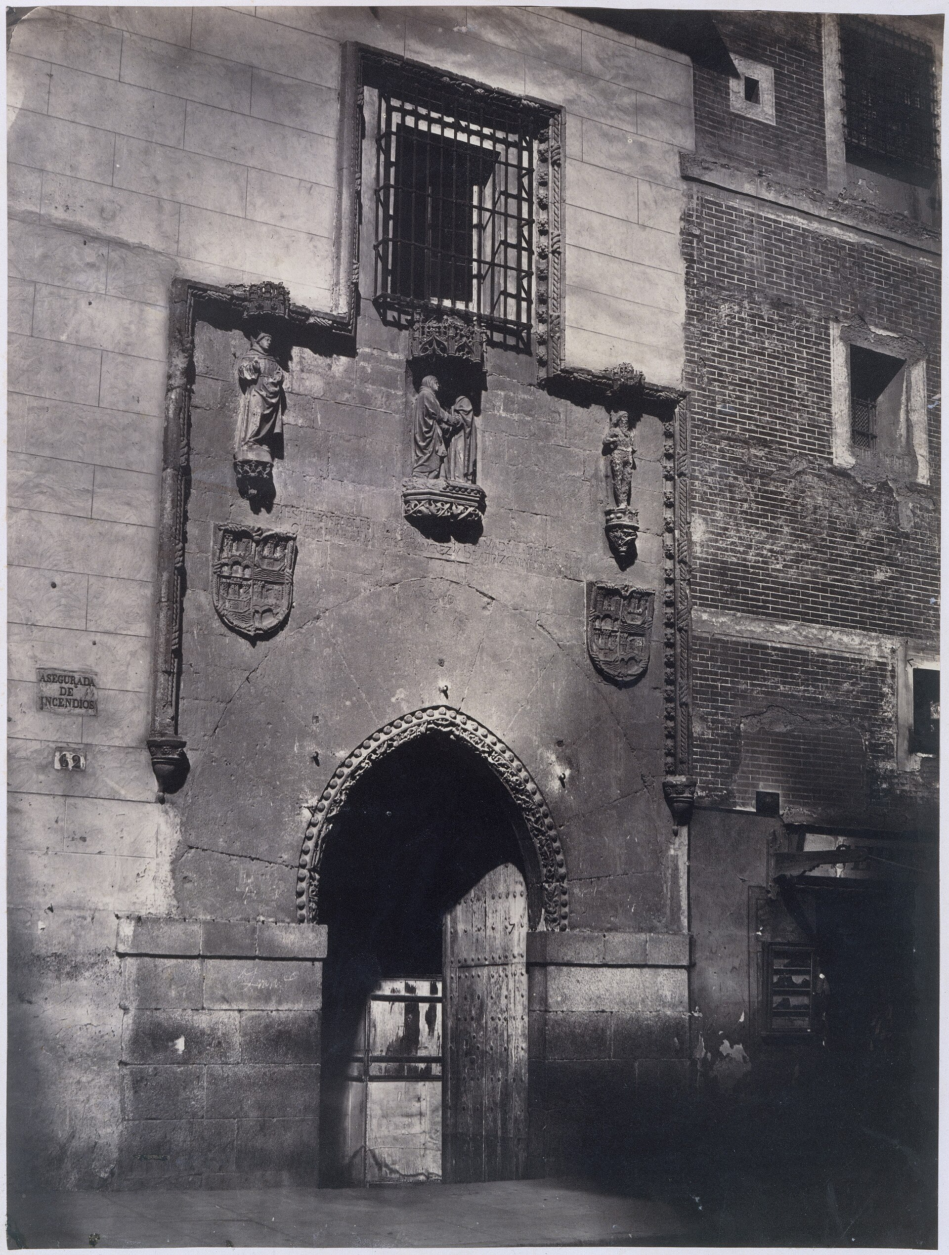 -Madrid. Facade of the Hospital of "La Latina"- MET DT6340.jpg — illustrating What Is La Latina? Madrid's Old Quarter Explained