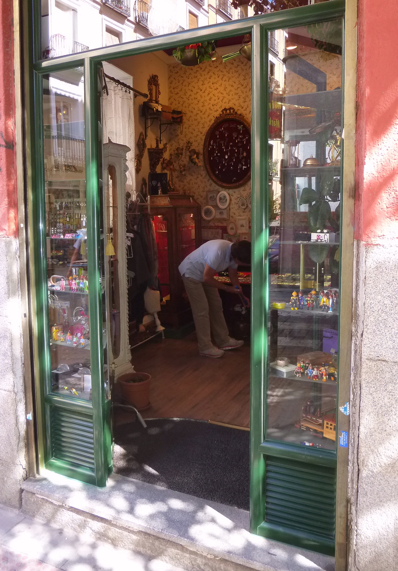 Madrid - Barrio de Malasaña 12.jpg — illustrating What Is Malasaña, and Where Does the Name Come From?