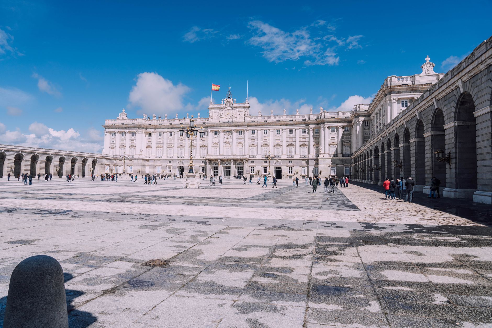 The iconic Royal Palace of Madrid under a clear blue sky. — illustrating What Is the Royal Palace of Madrid, and What Can You See?