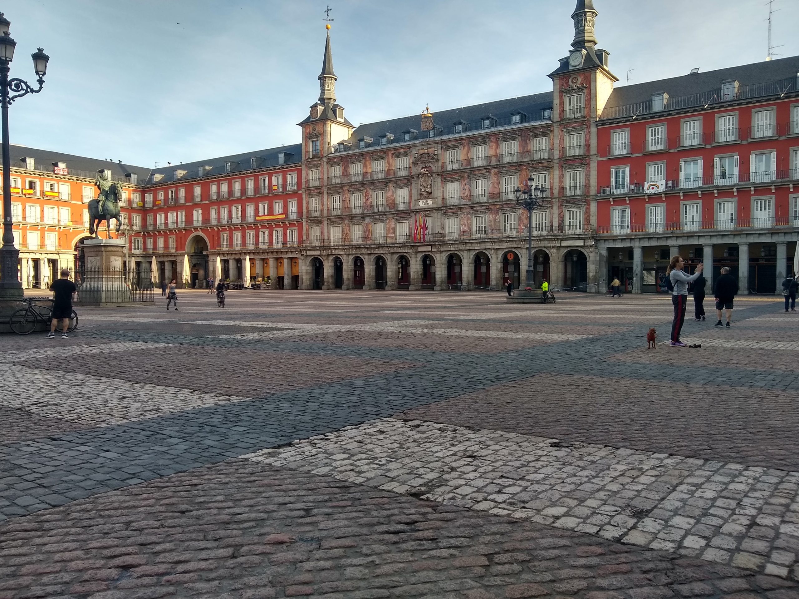 Plaza mayor madrid 20200502