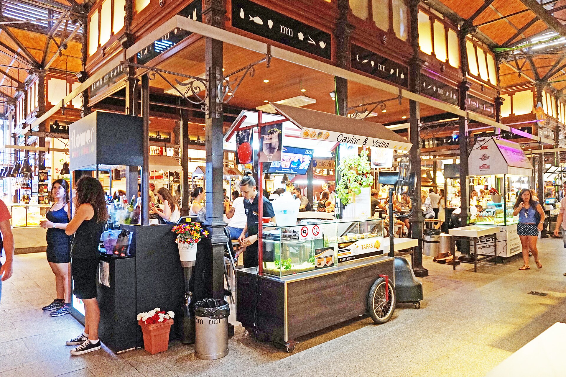 The Mercado de San Miguel in Madrid, photographed in 2016